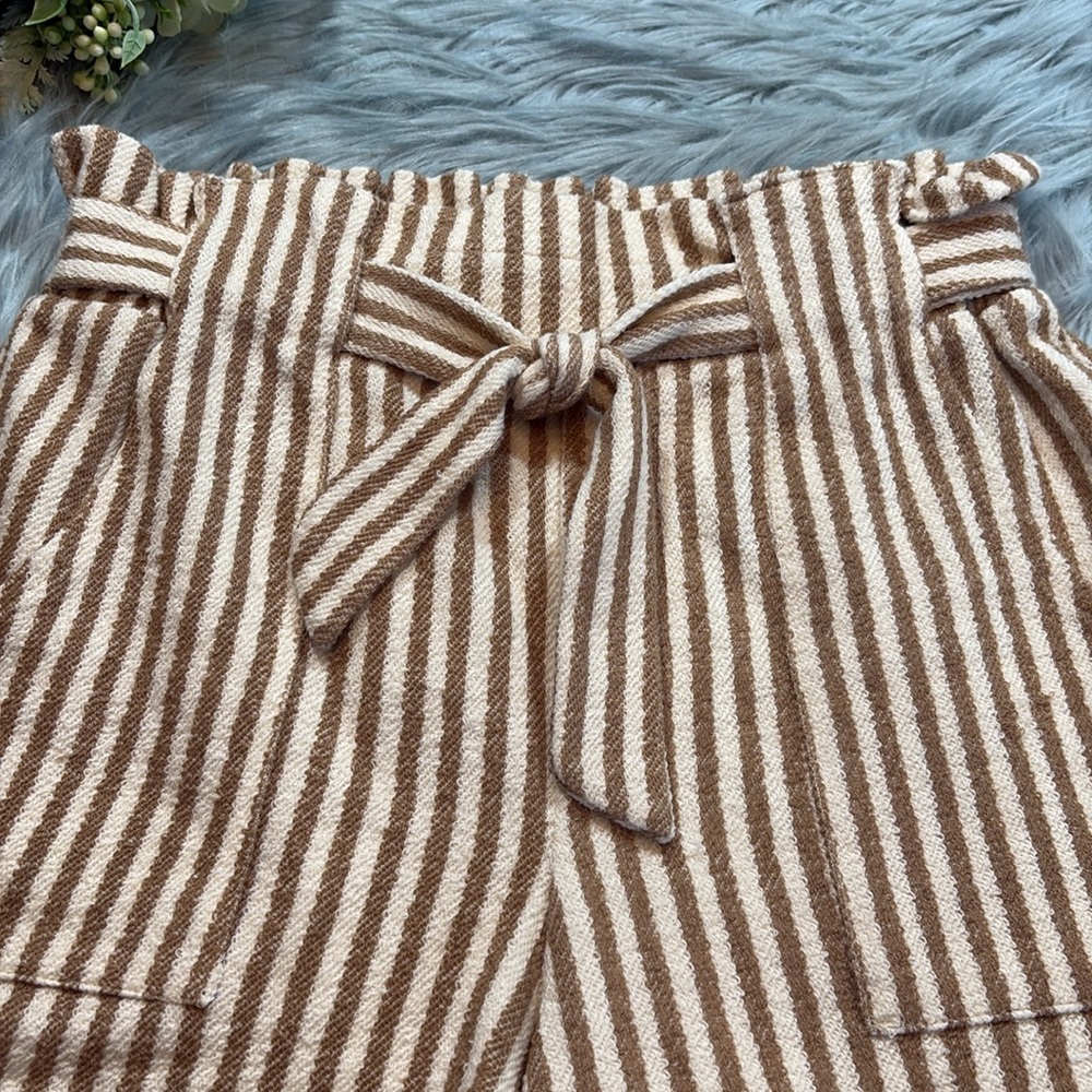 Zara Kids Tan Stripe Tie Waist Paper Bag Shorts sz 13/14 - Picture 3 of 7